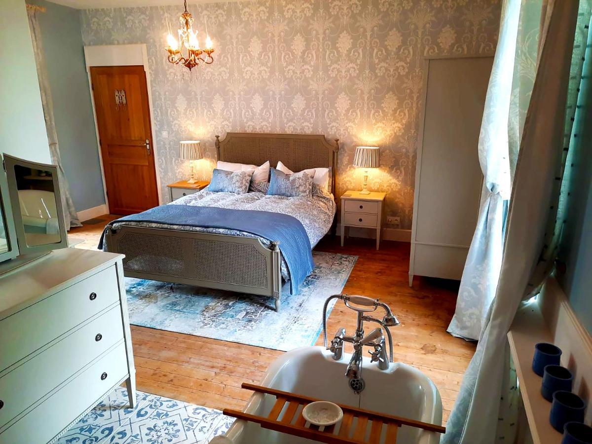 Logis De Tirac Panzió Lorignac Kültér fotó